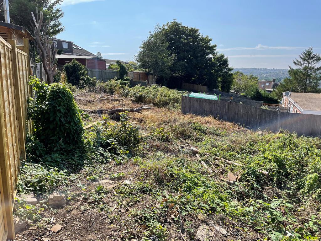 Lot: 83 - FREEHOLD LAND WITH POTENTIAL - 